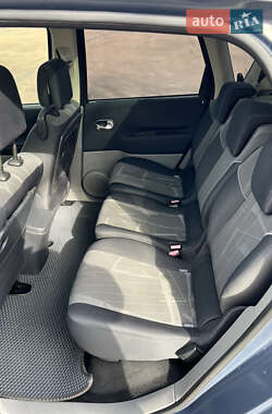 Минивэн Renault Scenic 2006 в 