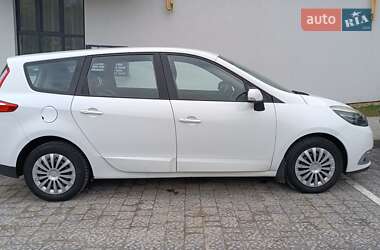 Минивэн Renault Scenic 2014 в 