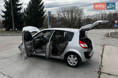 Минивэн Renault Scenic 2005 в 