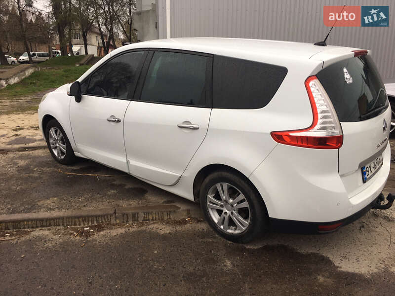 Мінівен Renault Scenic 2010 в Рівному