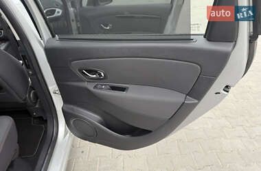 Минивэн Renault Scenic 2013 в 