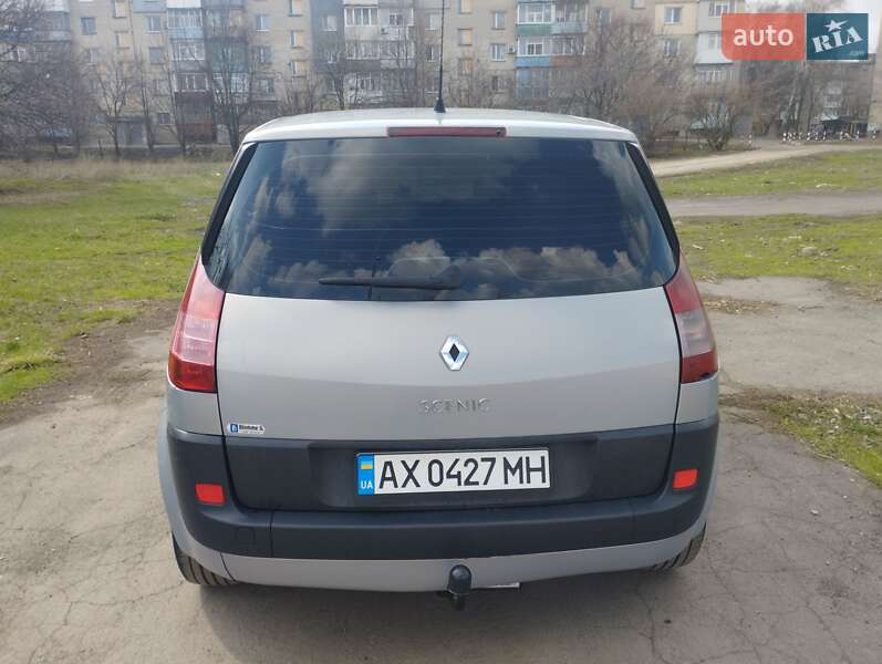 Минивэн Renault Scenic 2004 в Харькове
