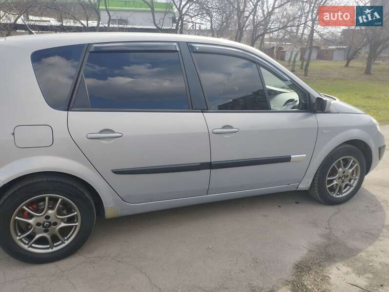 Минивэн Renault Scenic 2004 в Харькове