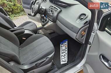 Минивэн Renault Scenic 2007 в 