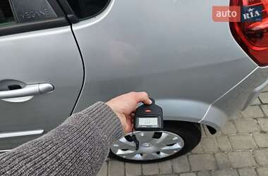 Минивэн Renault Scenic 2007 в 