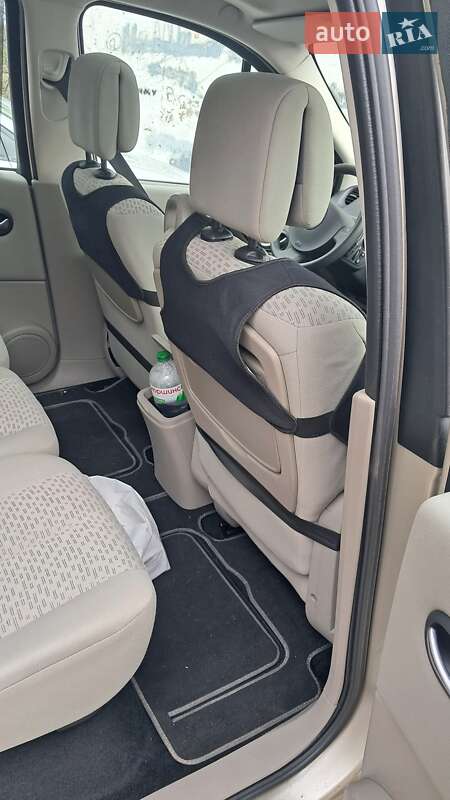Минивэн Renault Scenic 2006 в Харькове