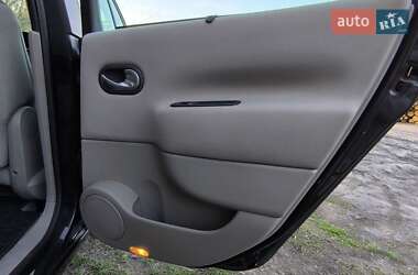Минивэн Renault Scenic 2005 в 