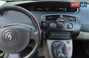 Минивэн Renault Scenic 2005 в 
