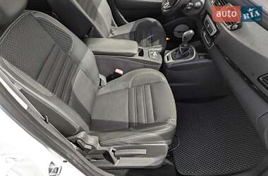 Минивэн Renault Scenic 2015 в 
