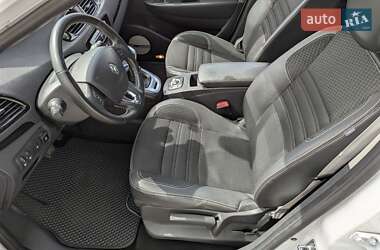 Минивэн Renault Scenic 2015 в 