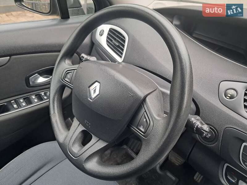 Мінівен Renault Scenic 2010 в Запоріжжі