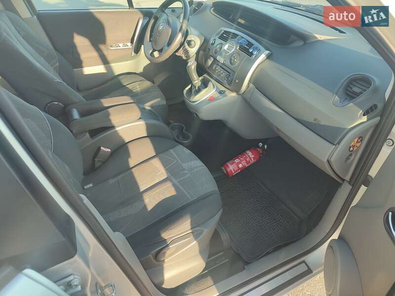 Мінівен Renault Scenic 2006 в Києві