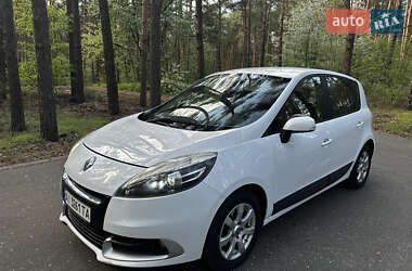 Минивэн Renault Scenic 2012 в 