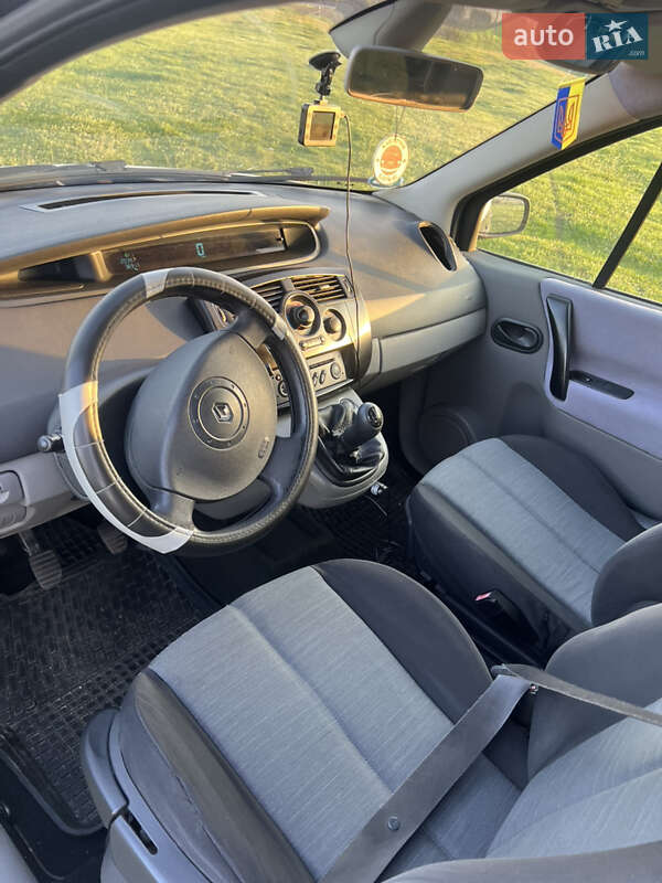 Минивэн Renault Scenic 2005 в Шептицькому