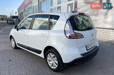 Мінівен Renault Scenic 2012 в 