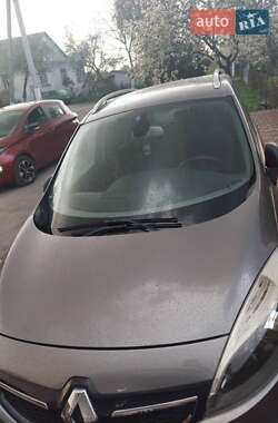 Мінівен Renault Scenic 2013 в 