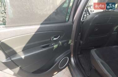 Мінівен Renault Scenic 2013 в 