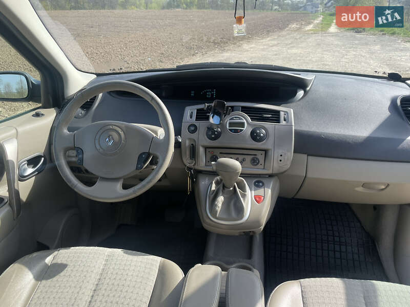 Мінівен Renault Scenic 2004 в Львові