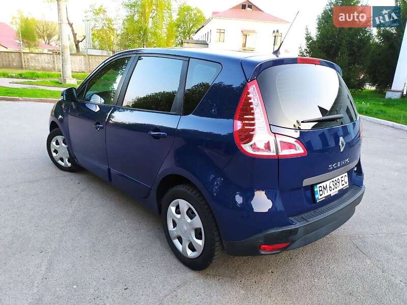 Мінівен Renault Scenic 2011 в Ромнах