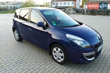 Мінівен Renault Scenic 2011 в Ромнах