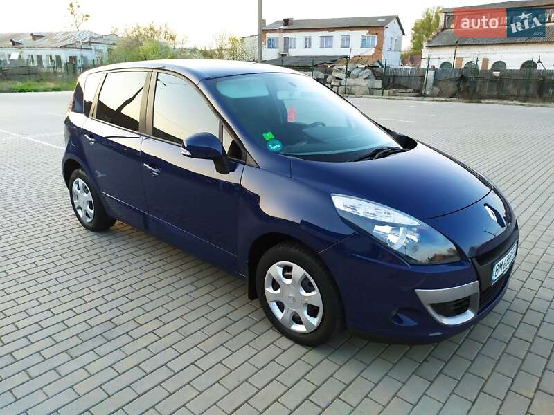 Renault Scenic 2011
