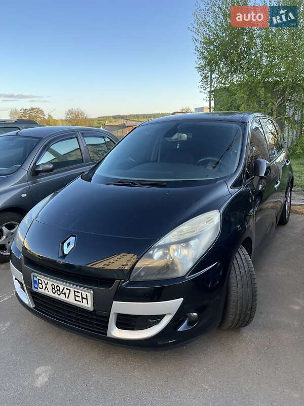 Renault Scenic 2011