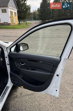 Мінівен Renault Scenic 2012 в 