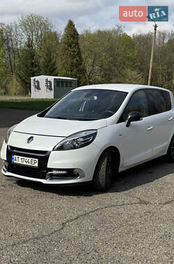 Мінівен Renault Scenic 2012 в 