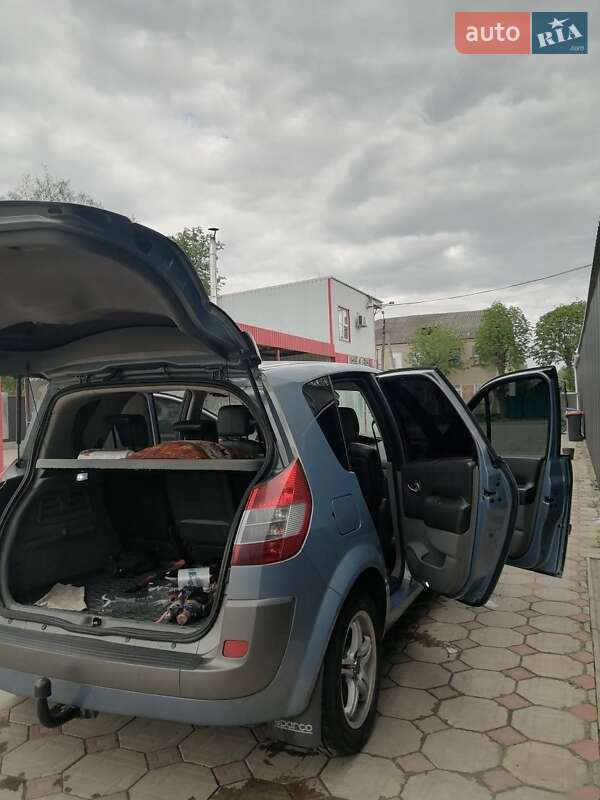 Мінівен Renault Scenic 2006 в Кролевці