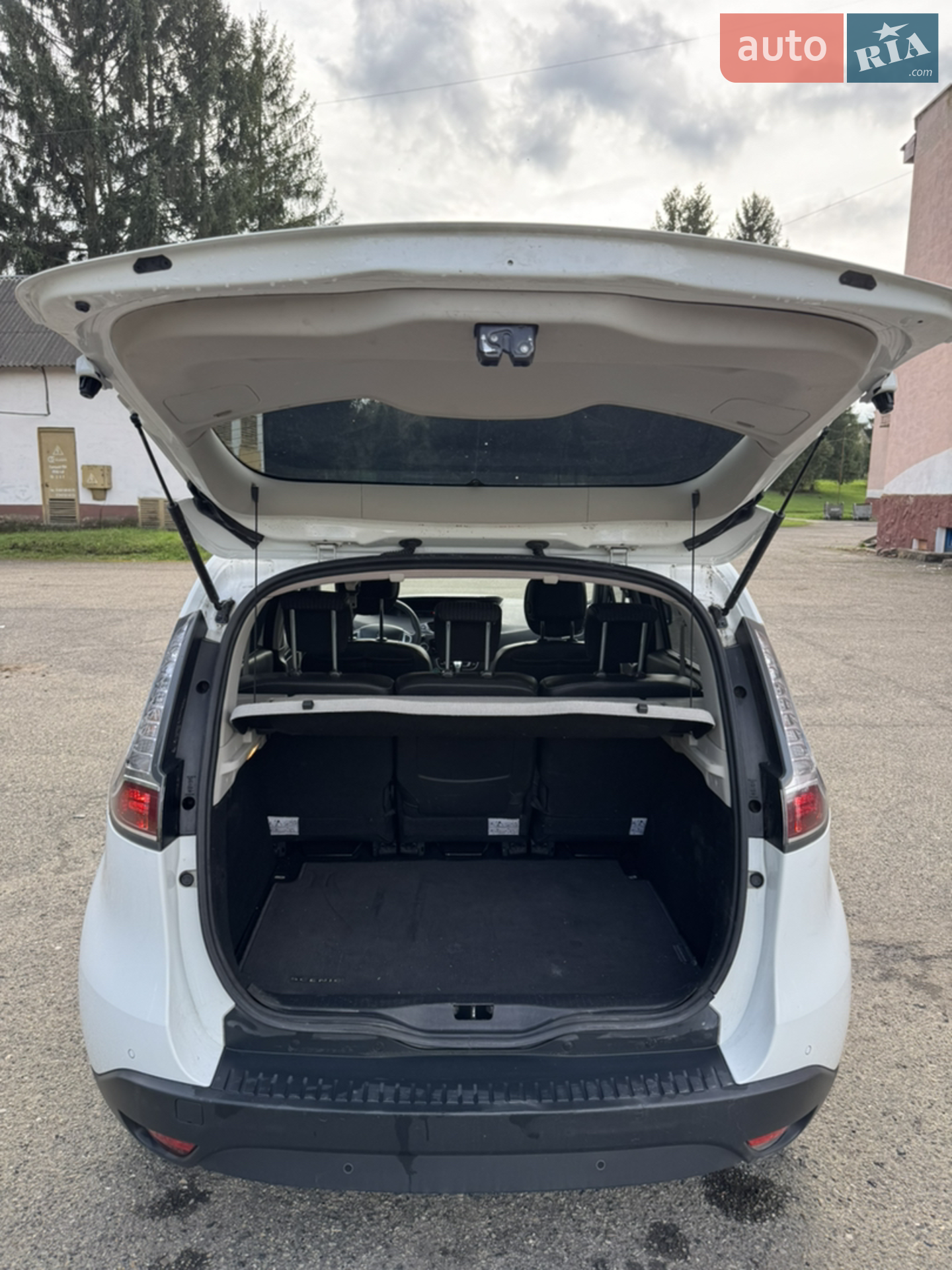 2012 Renault Scenic - мініатюра 2