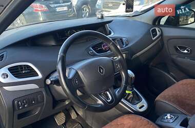 Минивэн Renault Scenic 2014 в 