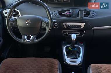 Минивэн Renault Scenic 2014 в 