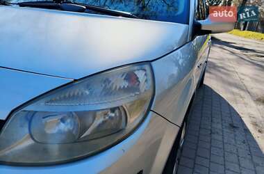 Минивэн Renault Scenic 2006 в 