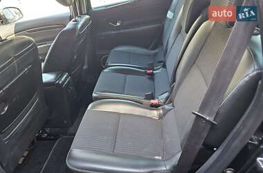 Минивэн Renault Scenic 2012 в 
