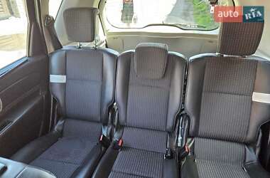Минивэн Renault Scenic 2012 в 