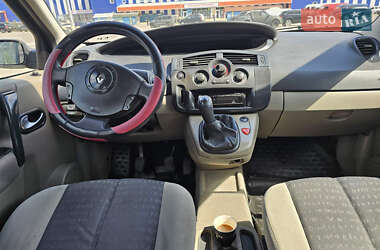 Минивэн Renault Scenic 2005 в 