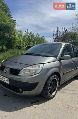 Минивэн Renault Scenic 2003 в 