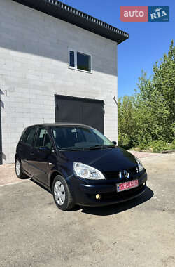 Минивэн Renault Scenic 2007 в Хороле