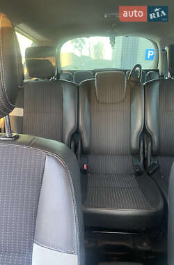 Мінівен Renault Scenic 2011 в 