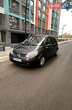Минивэн Renault Scenic 2005 в Чернигове