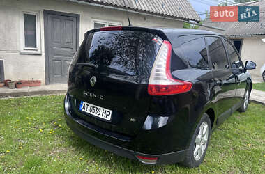 Минивэн Renault Scenic 2013 в 