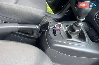 Минивэн Renault Scenic 2013 в 