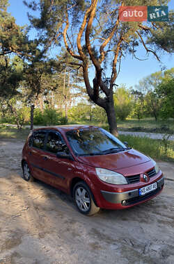 Минивэн Renault Scenic 2004 в 