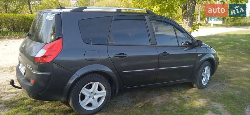 Мінівен Renault Scenic 2007 в Зарічному
