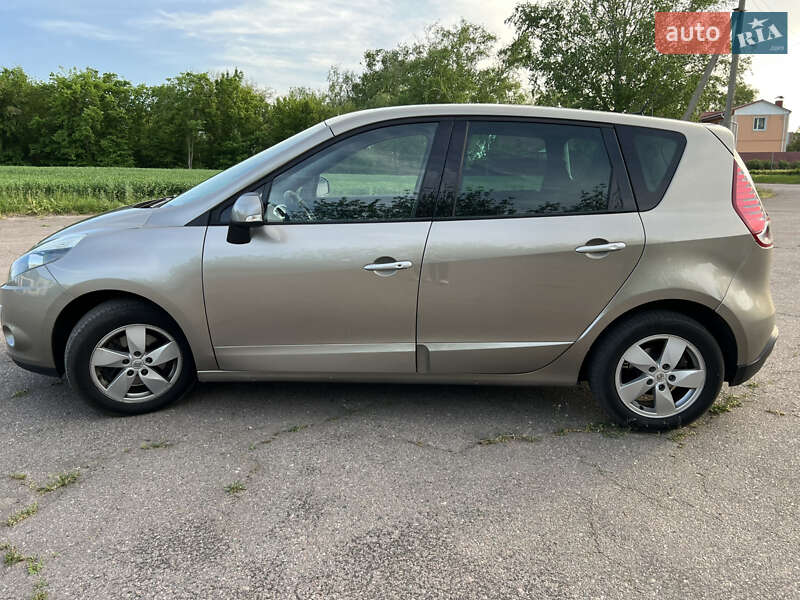Мінівен Renault Scenic 2010 в Черкасах