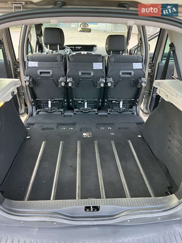 Мінівен Renault Scenic 2010 в Черкасах