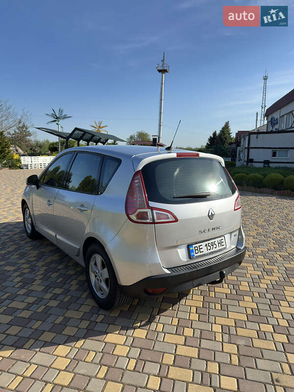 Минивэн Renault Scenic 2009 в Южноукраинске