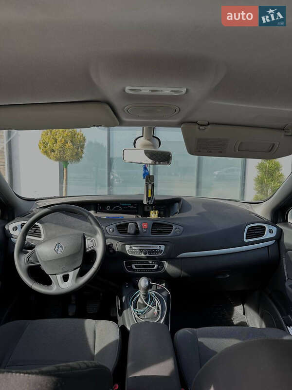 Минивэн Renault Scenic 2010 в Тернополе