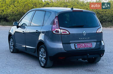 Мінівен Renault Scenic 2011 в 
