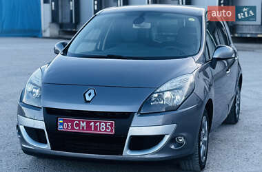 Мінівен Renault Scenic 2011 в 